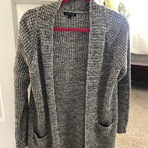 Stitch Fix: Pink Clover Cardigan Sweater (Size Medium), Color: Light & Dark Gray
